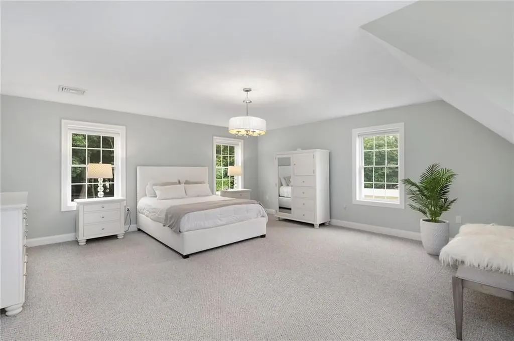 42 East Lantern Road Lincoln RI 02865