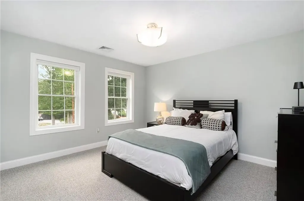 42 East Lantern Road Lincoln RI 02865