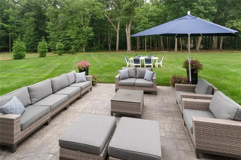 42 East Lantern Road Lincoln RI 02865
