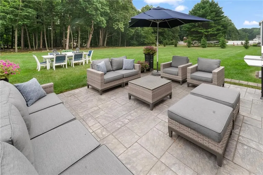42 East Lantern Road Lincoln RI 02865