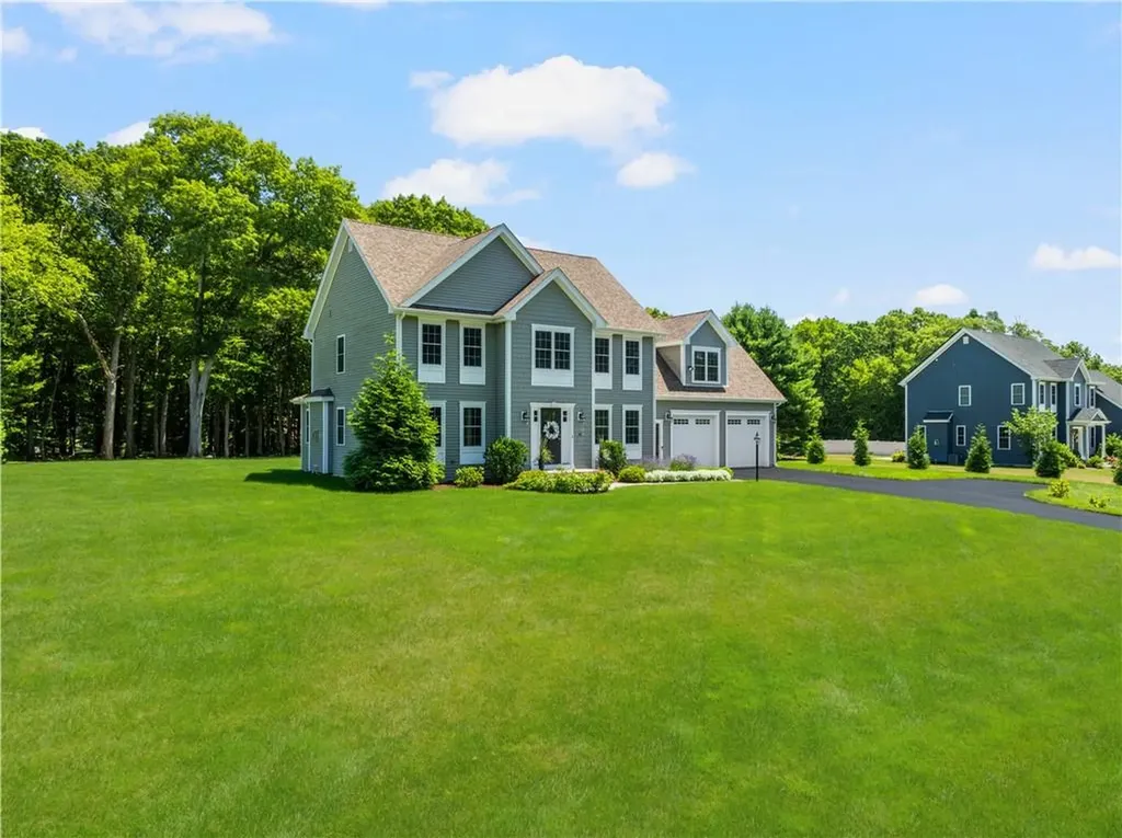 42 East Lantern Road Lincoln RI 02865