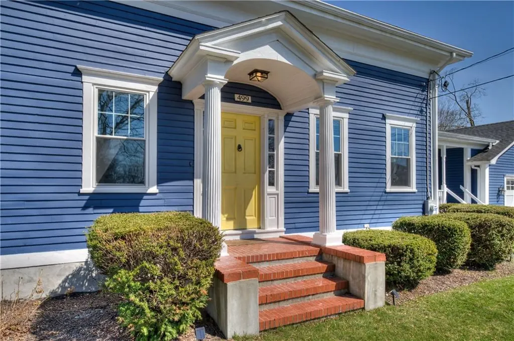 499 Seven Mile Road Cranston RI 02831