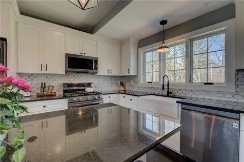 499 Seven Mile Road Cranston RI 02831