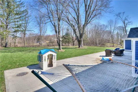 499 Seven Mile Road Cranston RI 02831