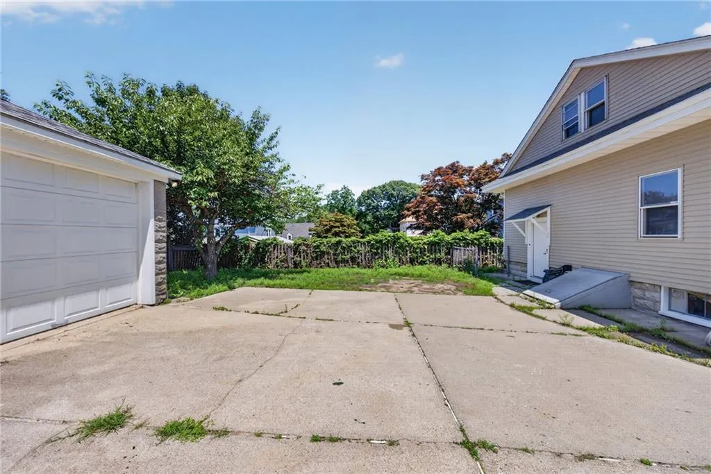 217 Pontiac Avenue Cranston RI 02910