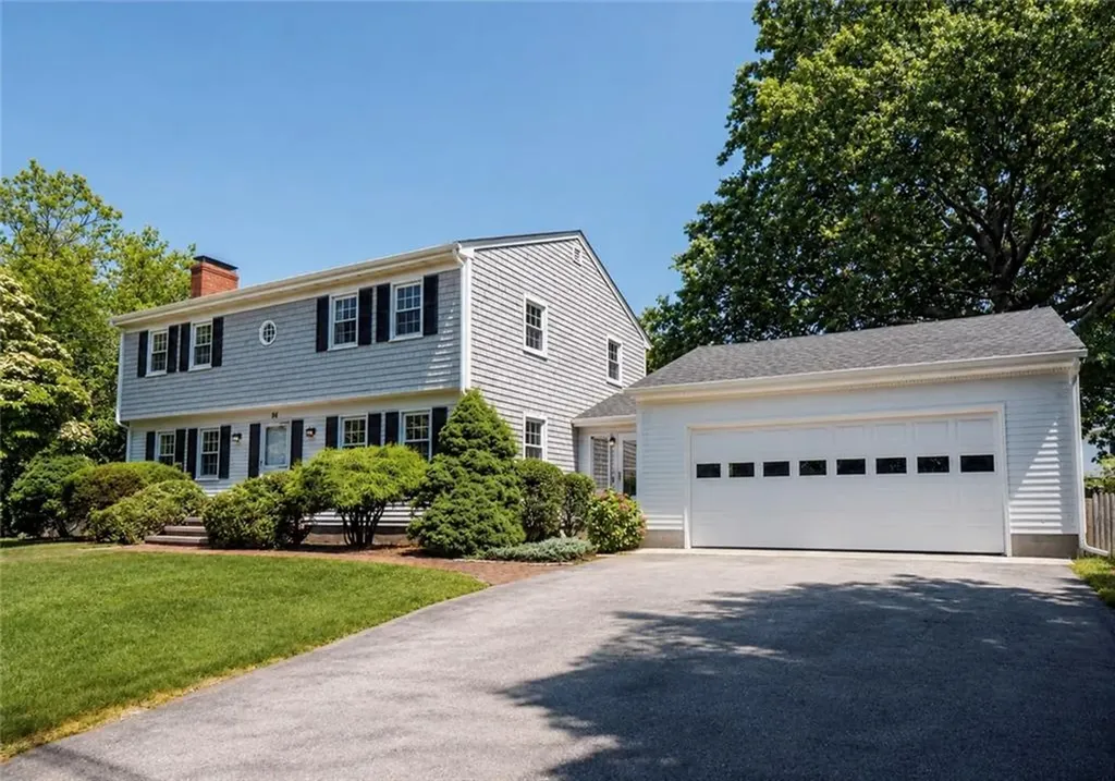 94 Ferreira Terrace Portsmouth RI 02871