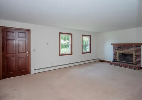 94 Ferreira Terrace Portsmouth RI 02871