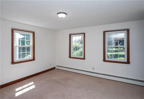 94 Ferreira Terrace Portsmouth RI 02871
