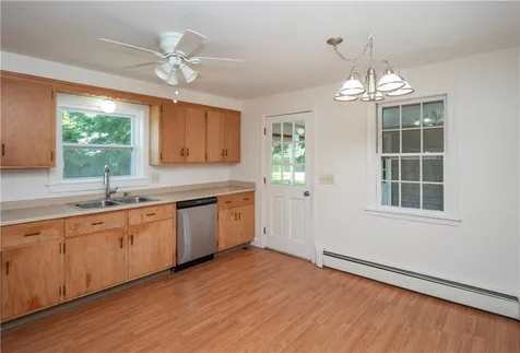 94 Ferreira Terrace Portsmouth RI 02871