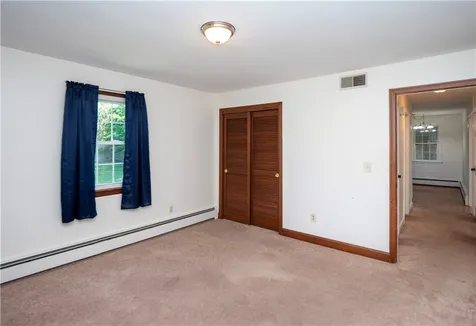 94 Ferreira Terrace Portsmouth RI 02871