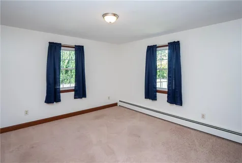 94 Ferreira Terrace Portsmouth RI 02871