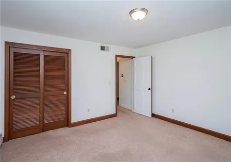 94 Ferreira Terrace Portsmouth RI 02871
