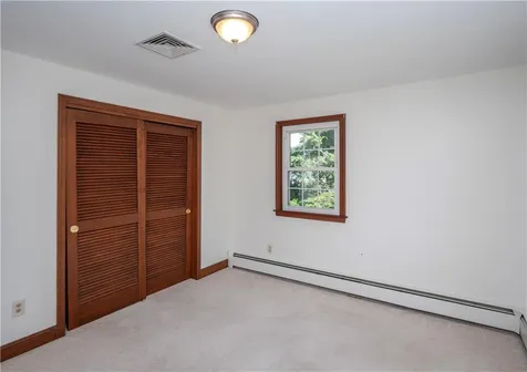 94 Ferreira Terrace Portsmouth RI 02871