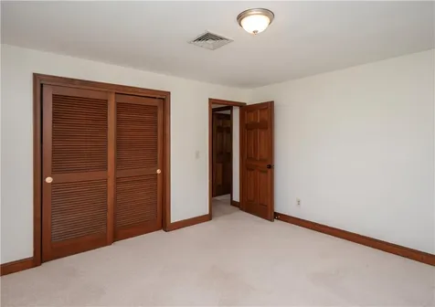 94 Ferreira Terrace Portsmouth RI 02871