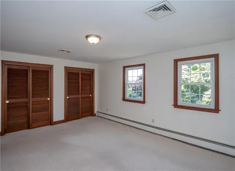 94 Ferreira Terrace Portsmouth RI 02871
