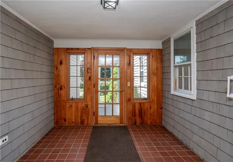 94 Ferreira Terrace Portsmouth RI 02871