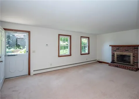 94 Ferreira Terrace Portsmouth RI 02871