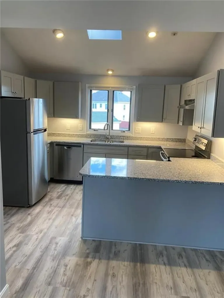 715 Cottage Street Pawtucket RI 02861