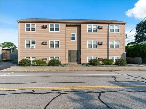 715 Cottage Street Pawtucket RI 02861