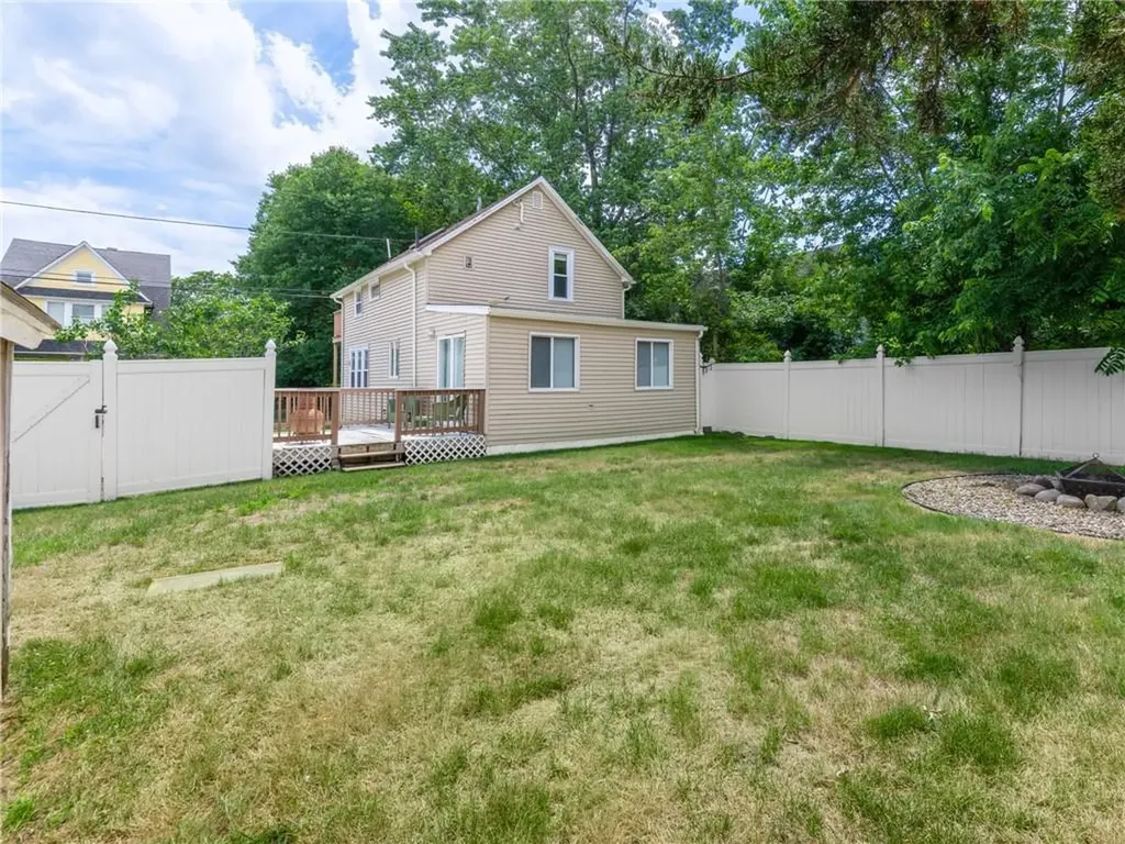 45 Van Zandt Avenue Warwick RI 02889