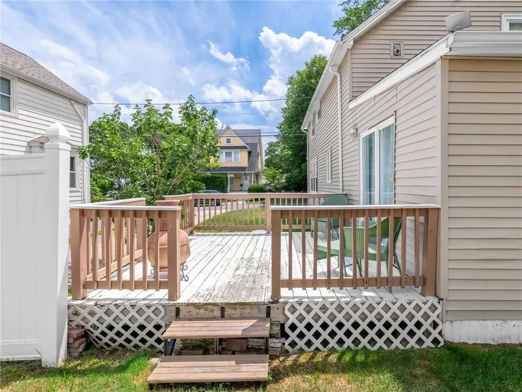 45 Van Zandt Avenue Warwick RI 02889