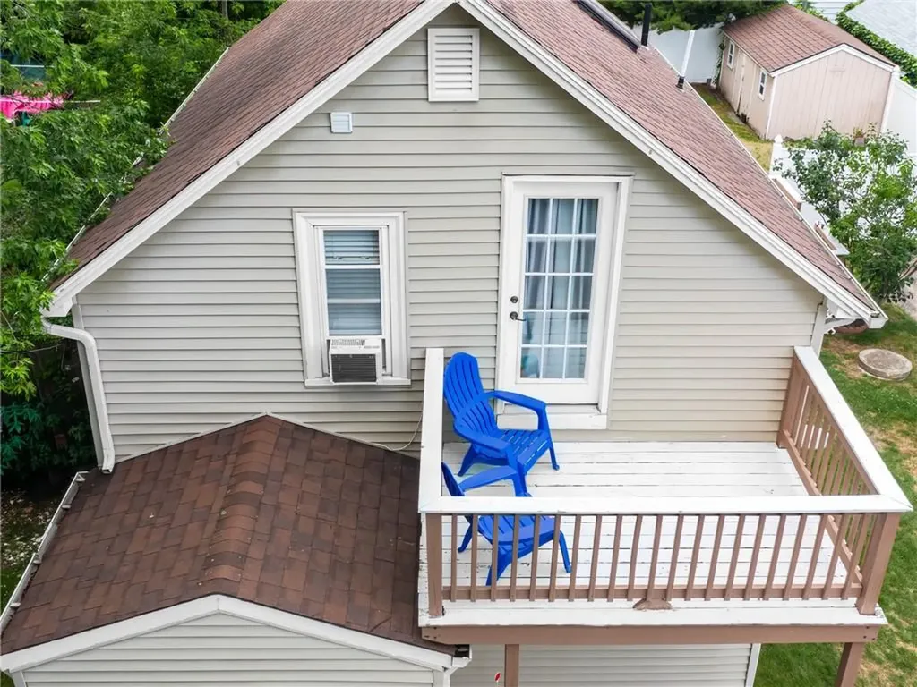 45 Van Zandt Avenue Warwick RI 02889