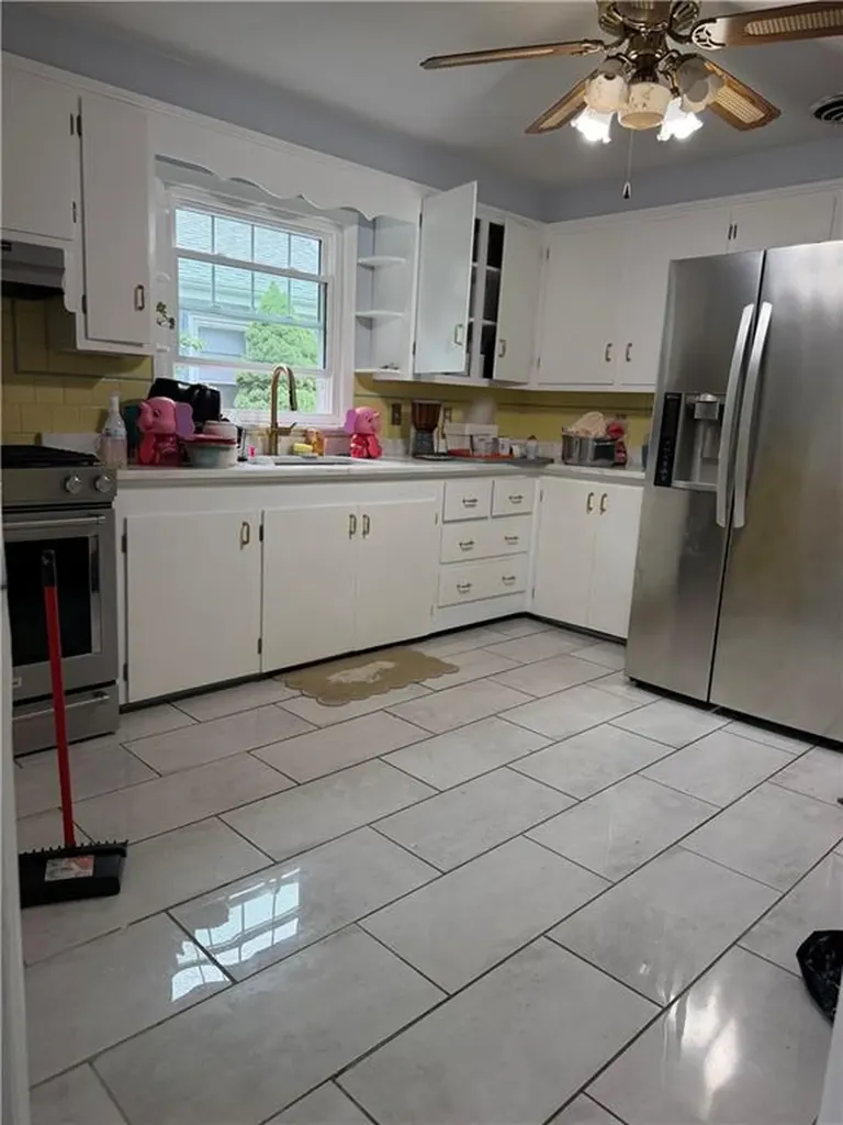 178 Sisson Street Providence RI 02909