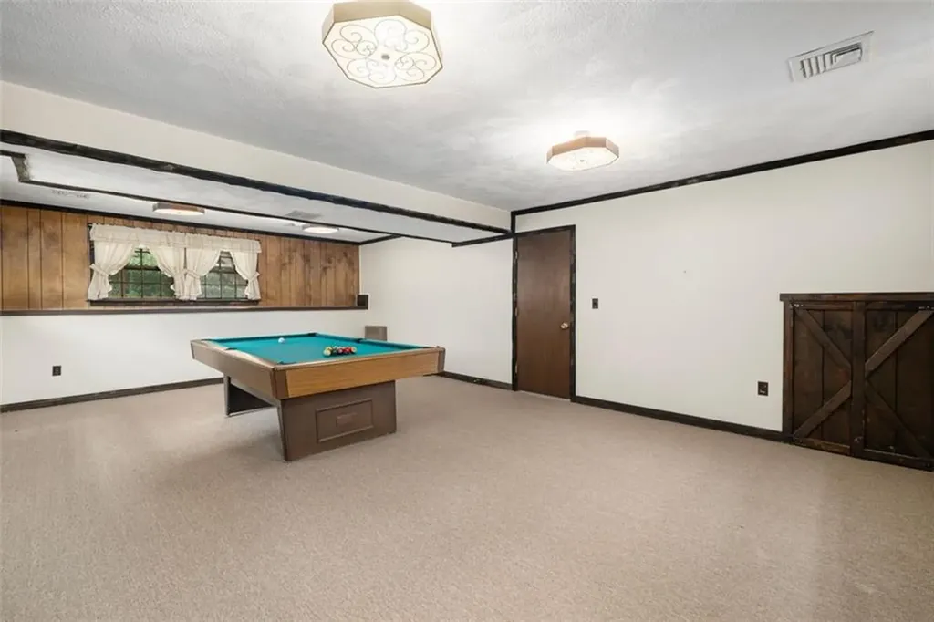 18 Fawn Lane West Warwick RI 02893