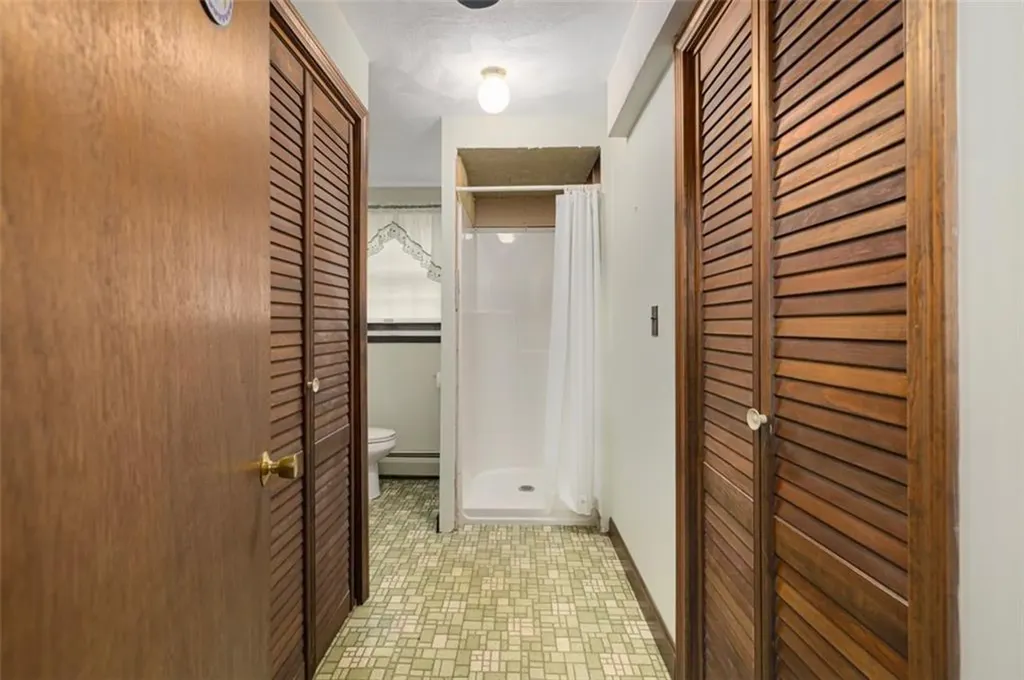18 Fawn Lane West Warwick RI 02893