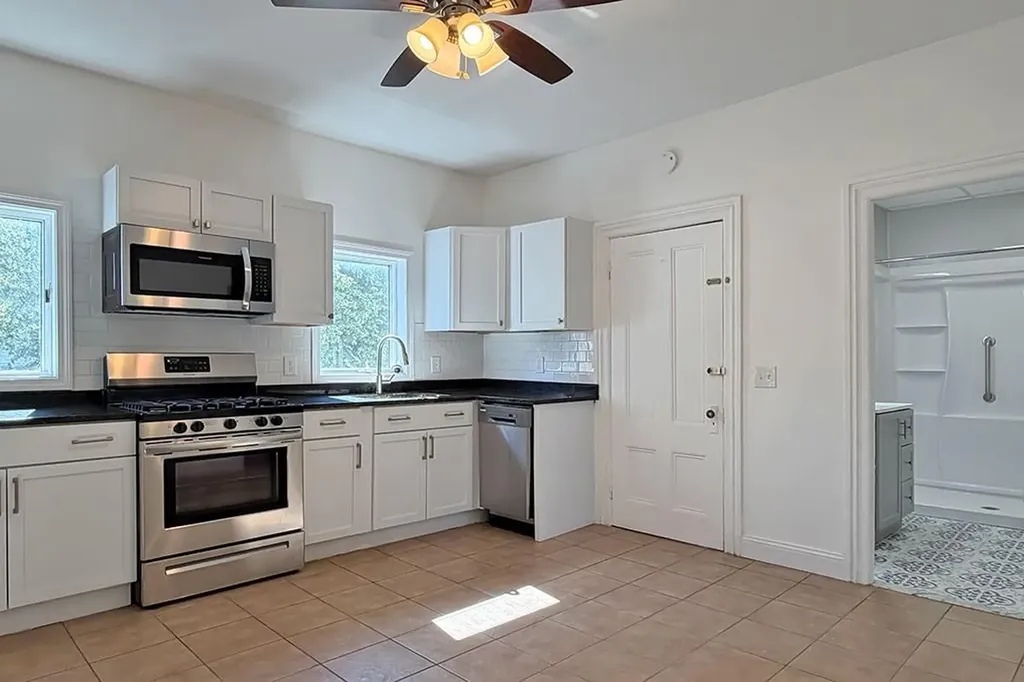 85 East George Street Providence RI 02906