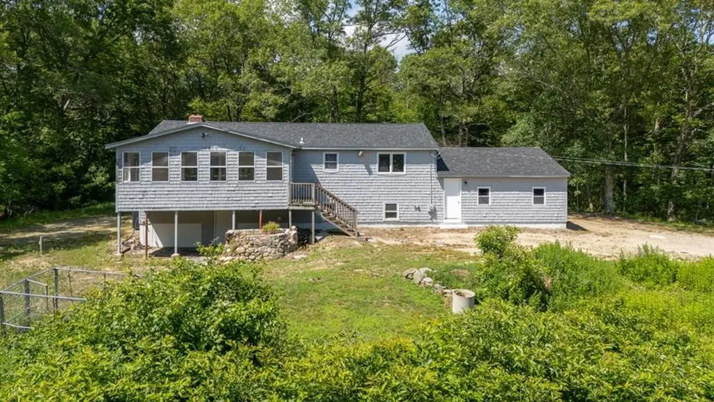 189 Woody Hill Road Hopkinton RI 02832