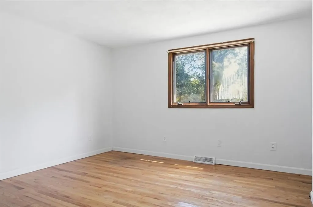 189 Woody Hill Road Hopkinton RI 02832