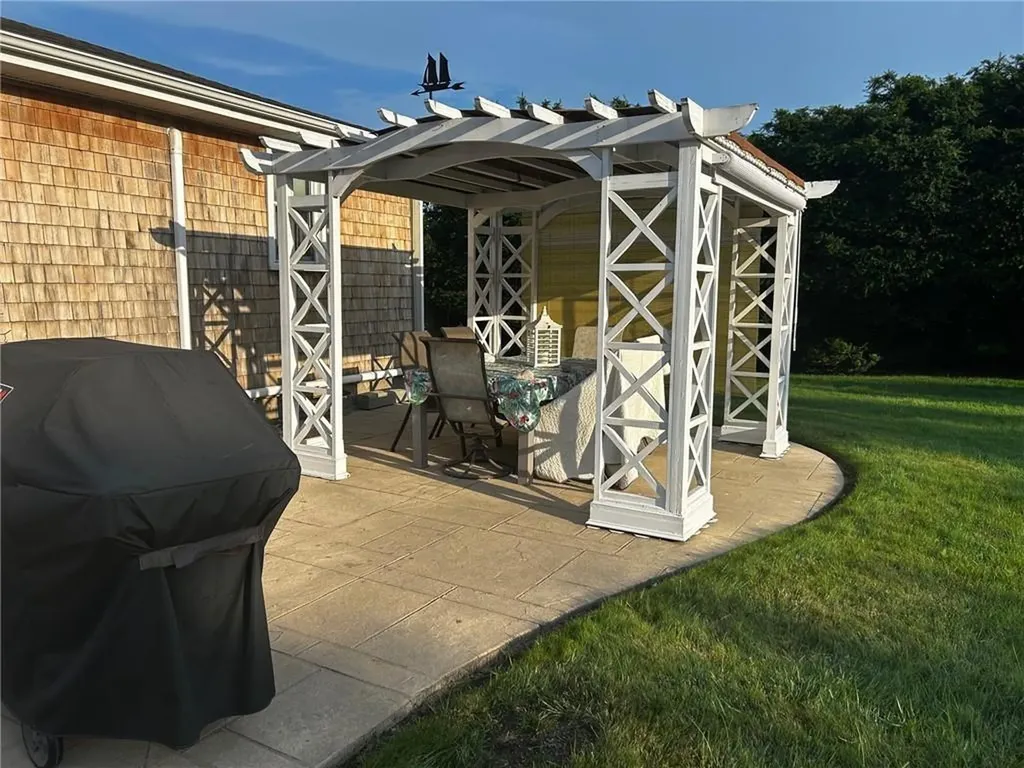 50 Osprey Road South Kingstown RI 02879