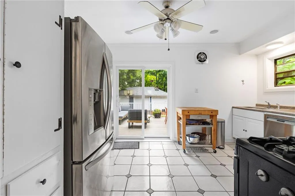 79 Wheeler Avenue Cranston RI 02905