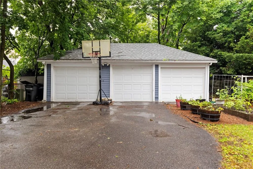 79 Wheeler Avenue Cranston RI 02905