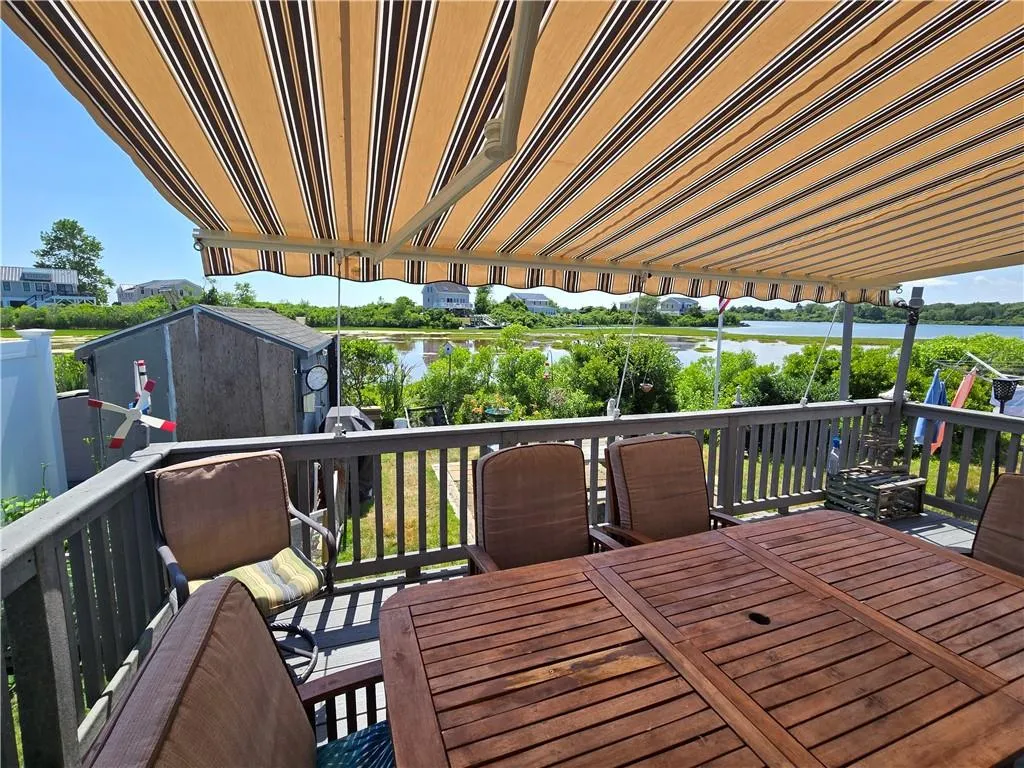 725 H Succotash Road South Kingstown RI 02879