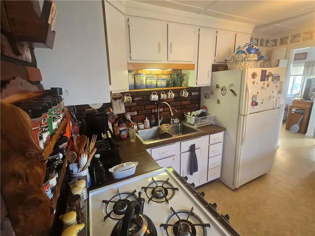 725 H Succotash Road South Kingstown RI 02879