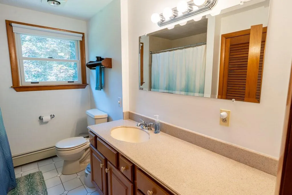 35 Old Pine Road Narragansett RI 02882