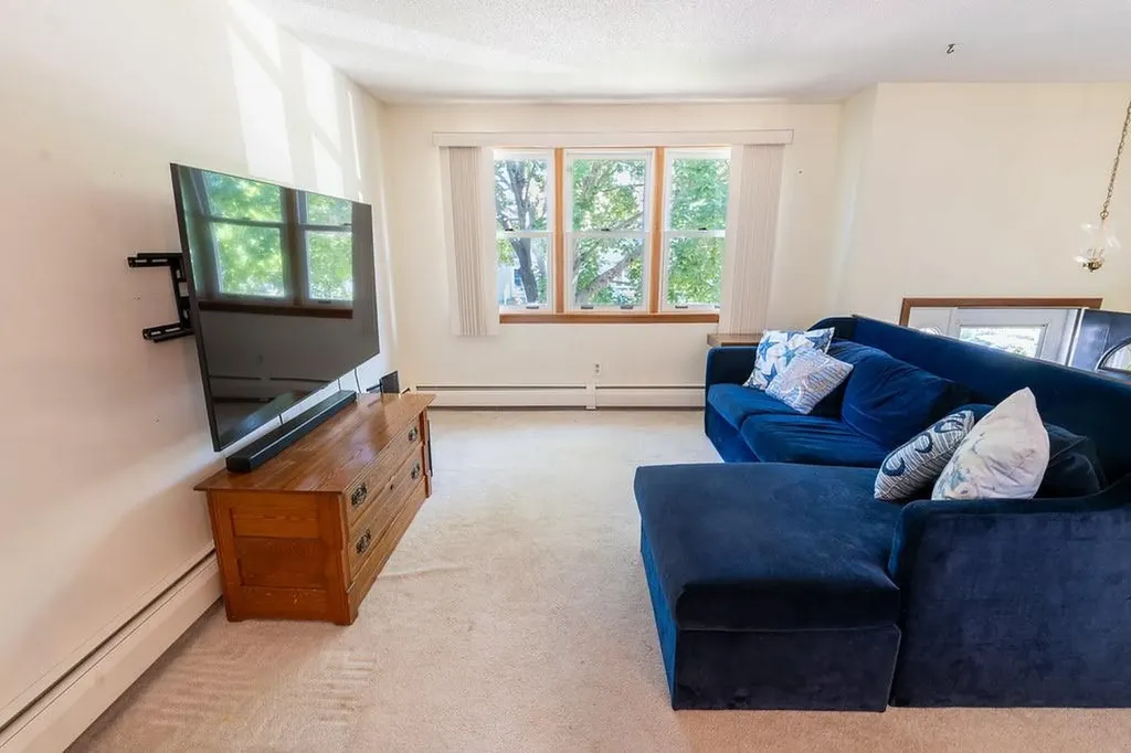 35 Old Pine Road Narragansett RI 02882