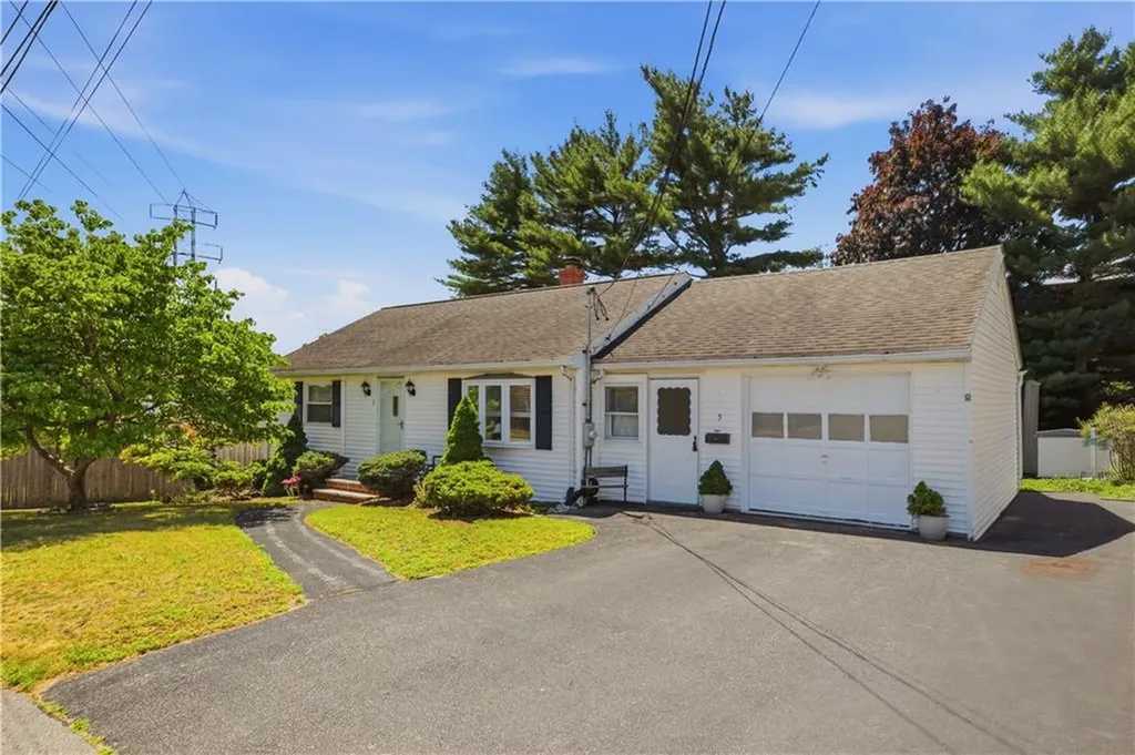 5 Seth Street East Providence RI 02914