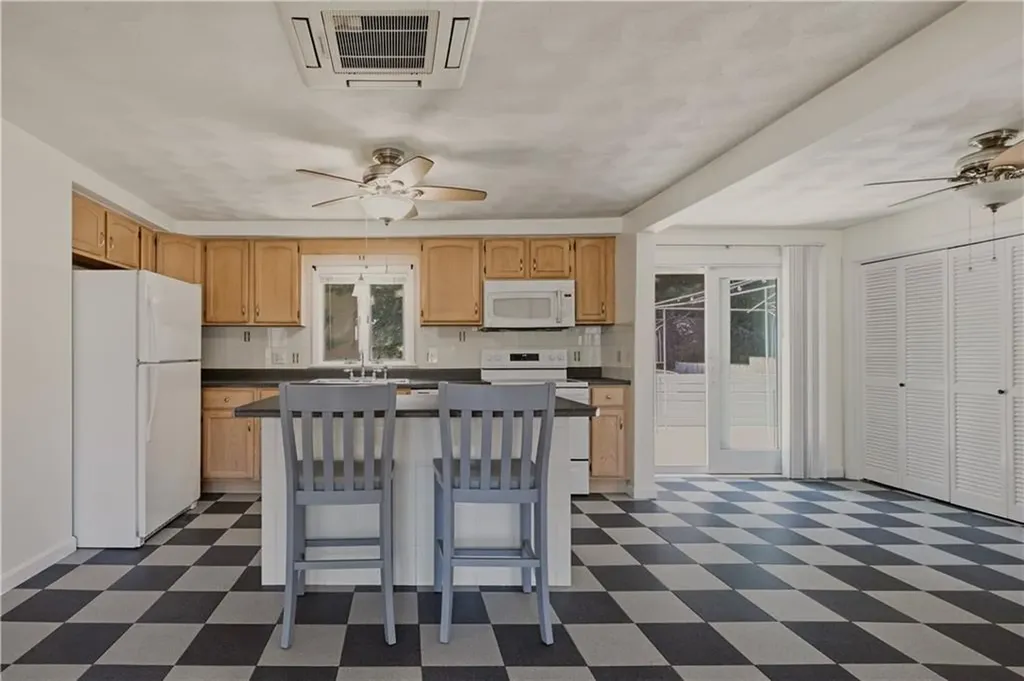 5 Seth Street East Providence RI 02914