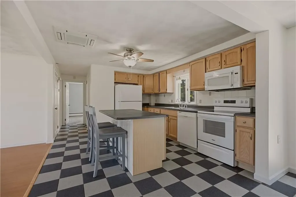 5 Seth Street East Providence RI 02914