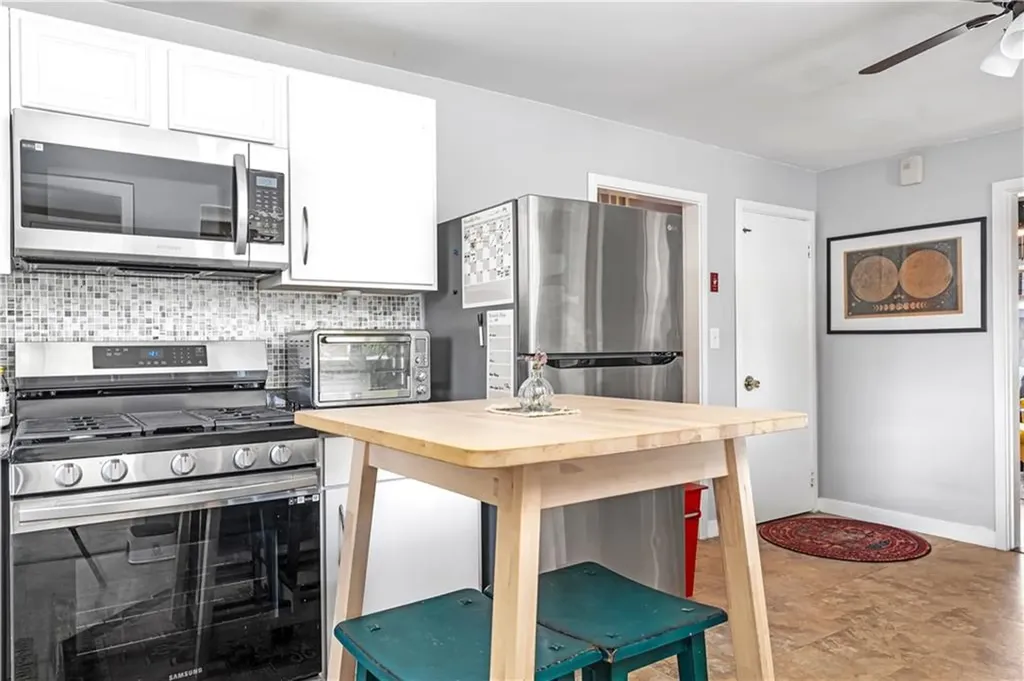 33 Malbone Street Providence RI 02908