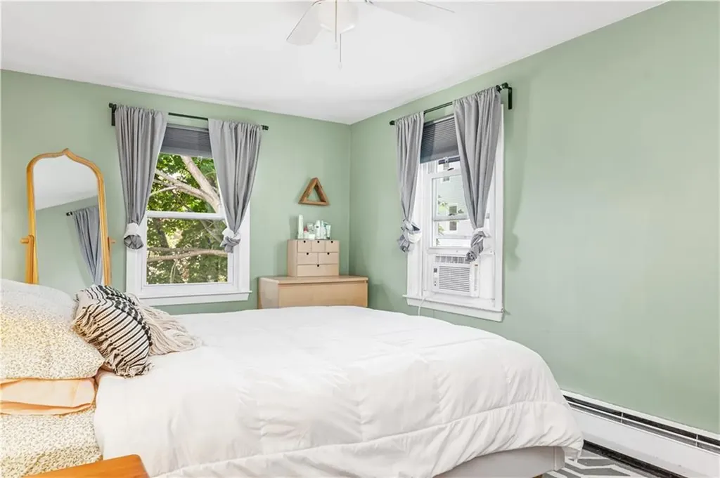 33 Malbone Street Providence RI 02908