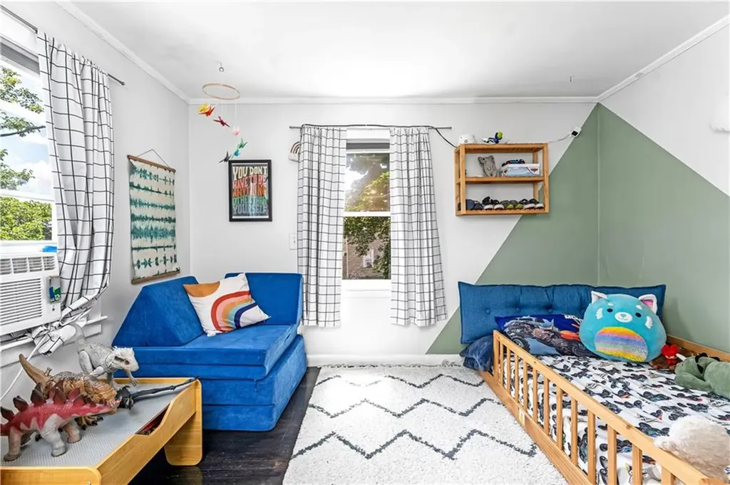 33 Malbone Street Providence RI 02908