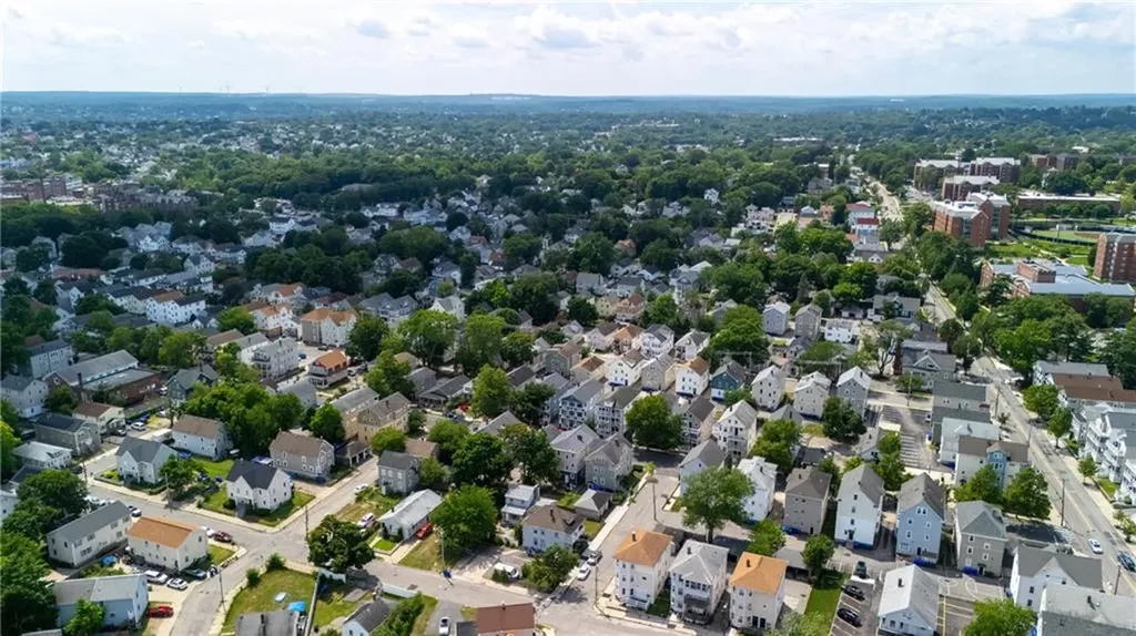 33 Malbone Street Providence RI 02908