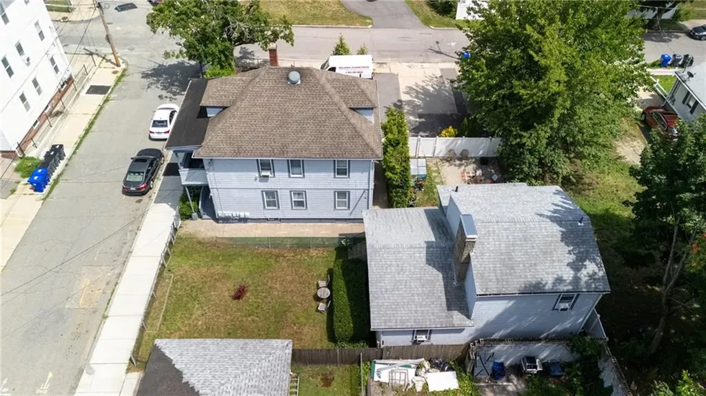 33 Malbone Street Providence RI 02908
