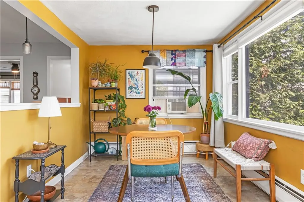 33 Malbone Street Providence RI 02908