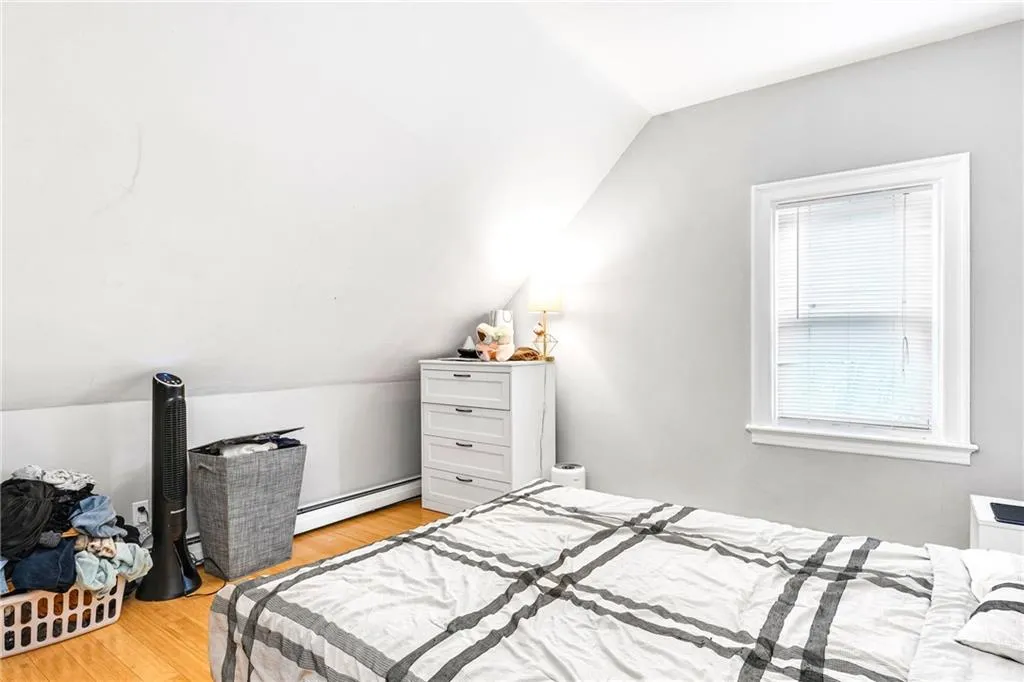 4 Poplar Street Providence RI 02906