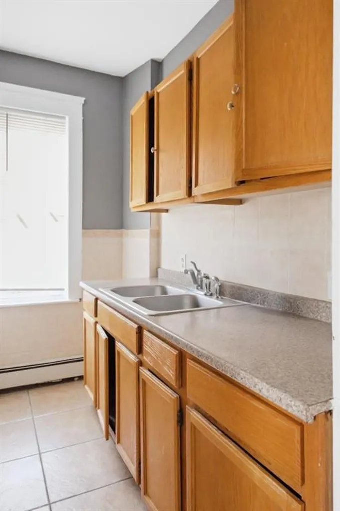 17 Marietta Street Providence RI 02904